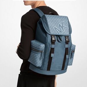 Michael Kors Cooper Large Utility Backpack MK cornflower new in wrap tag